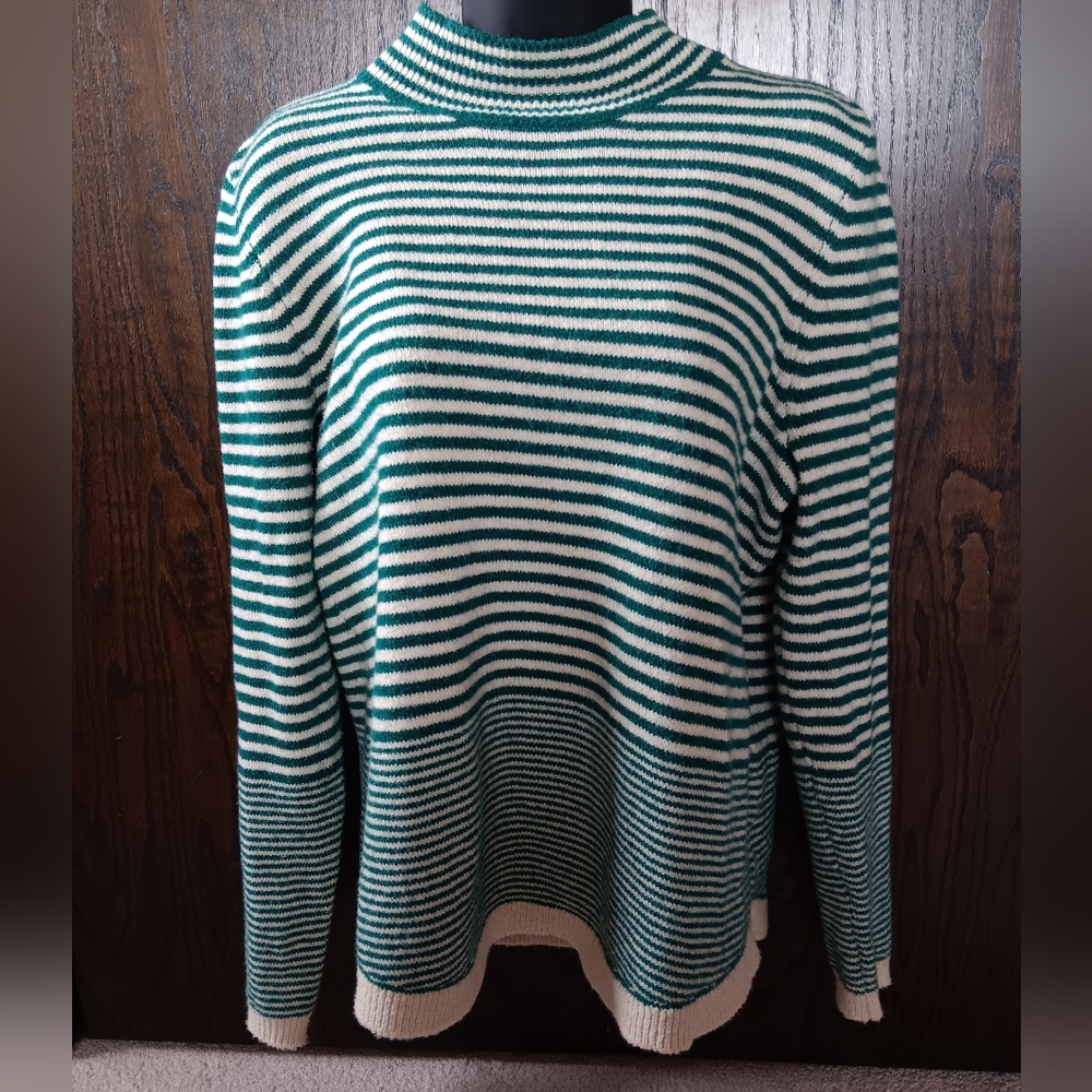 Liz Claiborne Green and Cream Striped Mock Turtleneck Sweater